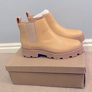 Madewell Leather Ankle Boots